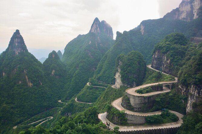2-Day Mini Group to Avatar Mountain, Glass Bridge and Mt. Tianmen - Quick hits before you go