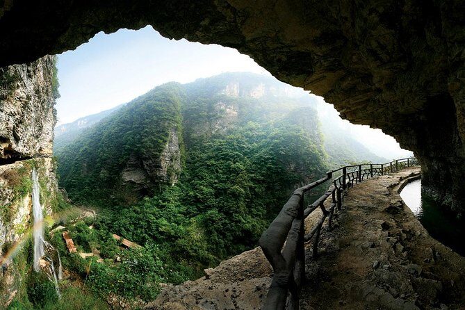 2-Day Mini Group to Avatar Mountain, Glass Bridge and Mt. Tianmen - Tickets, price, and what’s actually included