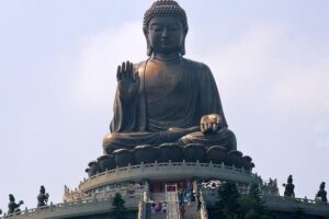 A Private City Tour of Hong Kong with Mercedes-Benz - How the Driver Builds Your Day (and Why It Matters)