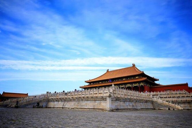 Beijing Forbidden City Ticket Booking (Optional: guide service) - Optional guide or Treasure Gallery: how to choose