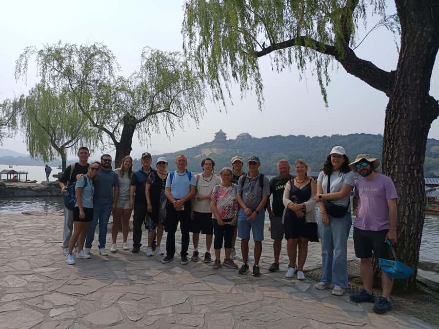 Beijing Great Wall Bus Tour with Multiple Route Options - The Day’s Flow at a Glance: Bus, Wall Time, Return