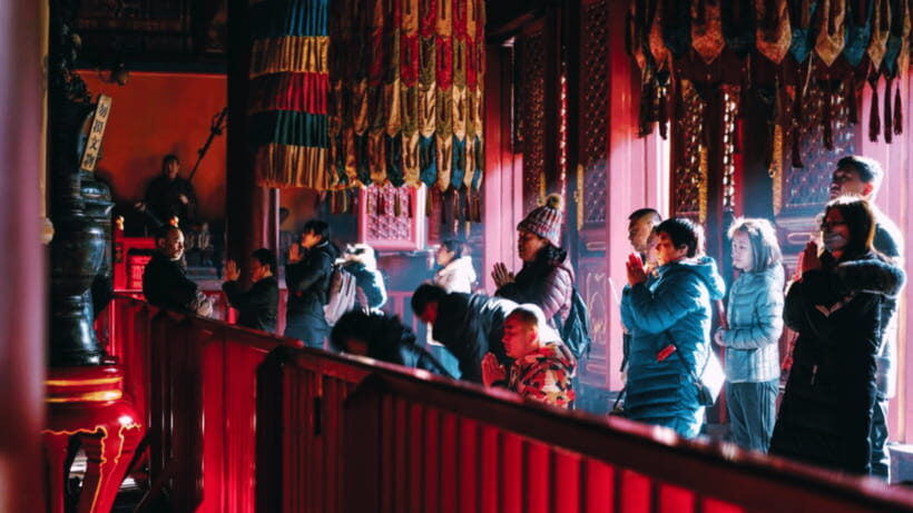 Beijing: Lama Temple (Yonghe Temple) Admission Ticket - Entering the Temple Complex: Yonghe Gate Through the Four Learning Halls