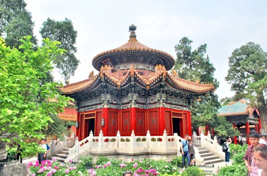Beijing: Tiananmen, Forbidden City, and Wall Private Tour - The 1.5-Hour Drive to Mutianyu: Where the Story Gets Practical