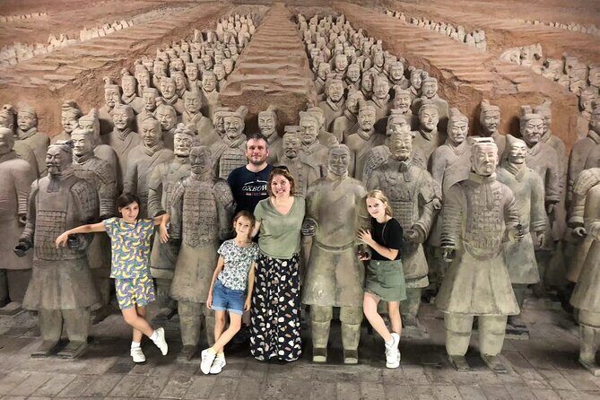 Beijing to Xi'an See Terracotta Warriors with Bullet Train Round Trip Transfer - Biang biang noodles lunch: included and timed for energy