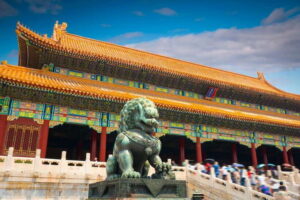 Beijing:Forbidden City & Tian'anmen Square with entry ticket - Jewellery, clocks, and treasure stories: why the theme helps