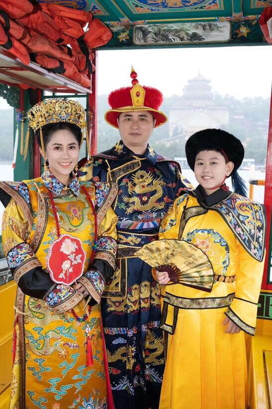 Beijing:Forbidden City & Tian'anmen Square with entry ticket - Jinshan Park and bird’s-eye views: option-based photos and perspective