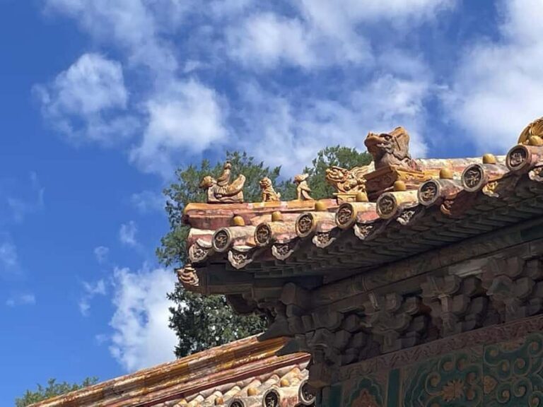 Beijing:Private Forbidden City and Tiananmen Square Tour - Choose the right option: ticket-only vs full private tour