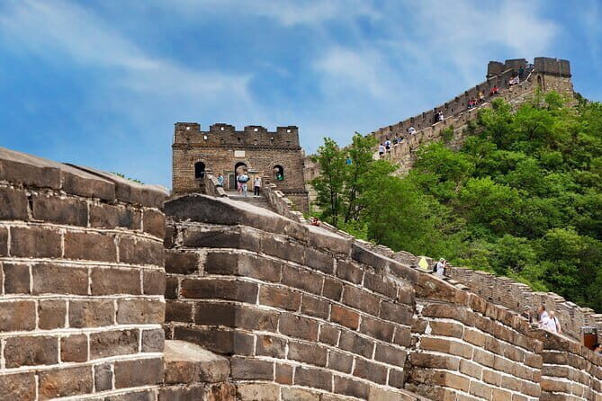BusDa-Mutianyu Great Wall Sightseeing Full-day Bus Tours - Group size, comfort, and the real meaning of organized transport
