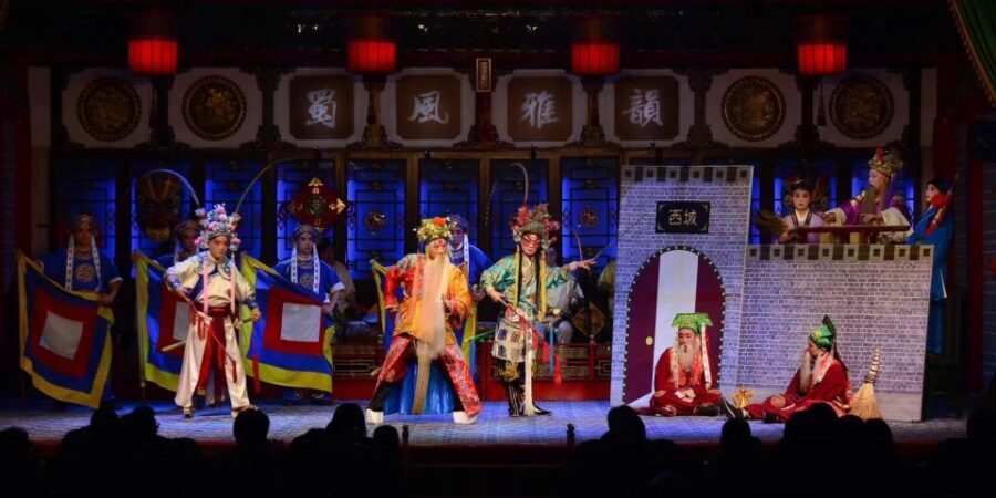 Chengdu: Sichuan Opera Shu Feng Yan Yun Evening Show Ticket - Tea and Snacks: The Unofficial “Second Half” of the Evening