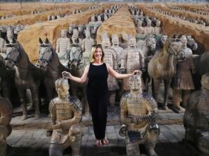 Customized Private Day Tour of Terracotta Warriors and Xi'an - Entering The Terracotta Warriors Museum: Pits 1, 2, and 3 in One Focused Visit