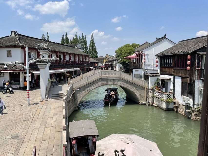 From Shanghai: Private Zhujiajiao Tour with Boat Ride - Lunch or early dinner: what included food really means here