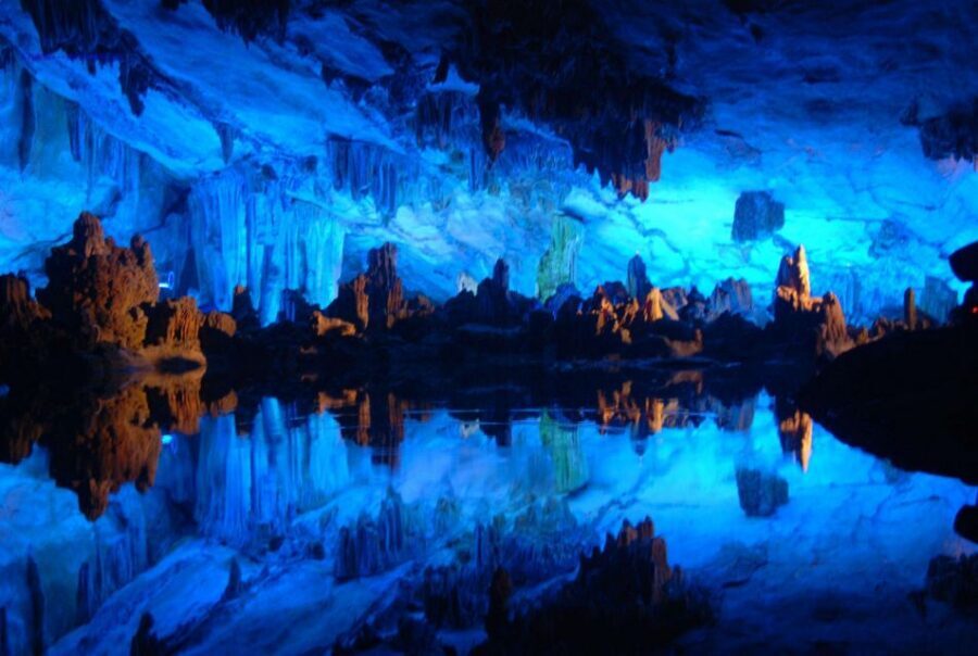 Guilin: Classic Private Full–Day Tour - Nine Horses Hill by small boat, then Impression Liusanjie B2