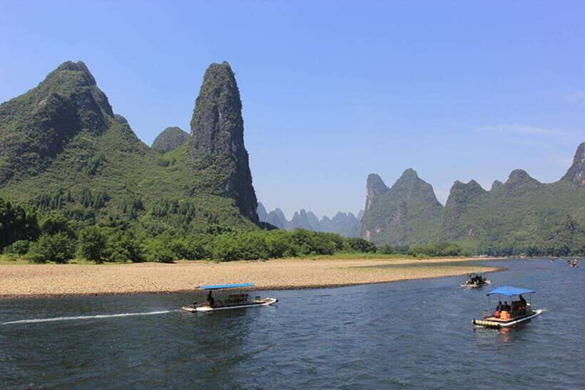 Highlights from Guilin to Yangshuo Full Day Private Tour - Fuli Ancient Town and Paper Fun: a slower cultural stop