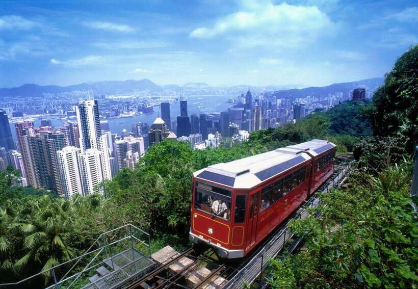Hong Kong: Big Bus Hop-On Hop-Off Tour & Optional Peak Tram - Riding the Big Bus in Hong Kong: what the “hop-on” really buys you