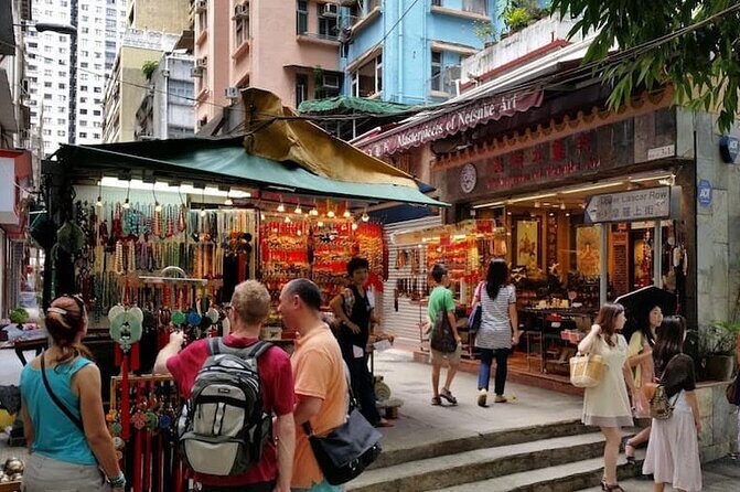 Hong Kong Day Tour: City Landmarks & Highlights - Starting in Central: 10:30 am, Hang Seng Bank, and a route that makes sense