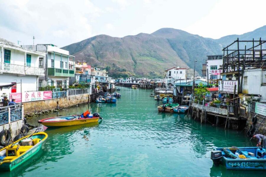 Hong Kong: Dolphin Cruise, Big Buddha & Lantau Island Tour - Why This Lantau Island Day Trip Feels Like a Best-of