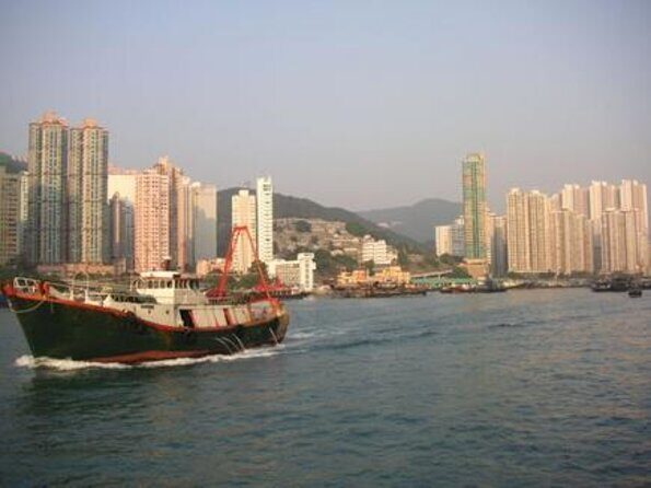 Hong Kong Fisherman’s Wharf: Aberdeen Fishing Village Boat Tour - Key things to know before you go