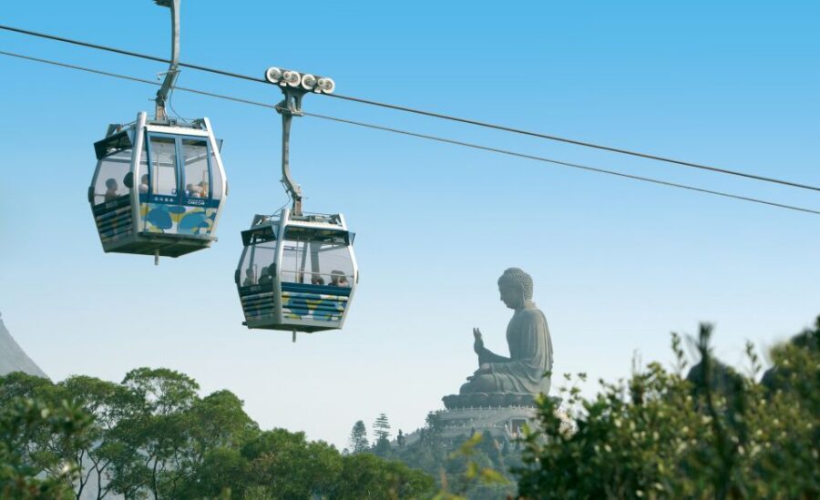 Hong Kong: Ngong Ping 360 Cable Car, Tai O & Big Buddha Tour - Crystal cabin and the 360-degree ride: what you should choose