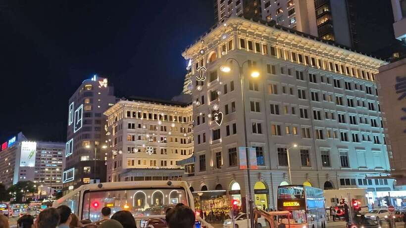 Hong Kong: Panoramic Night Tour of Kowloon by Open-top Bus - Tsim Sha Tsui Finale and the 8:00 PM Symphony of Lights
