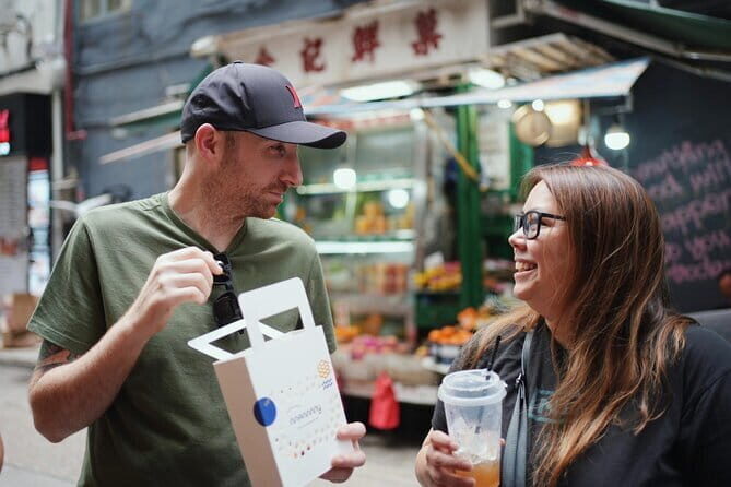 Hong Kong Street Food Tour with Locals - Dim Sum, Wonton & more - Why Central feels easy when someone else plans the route