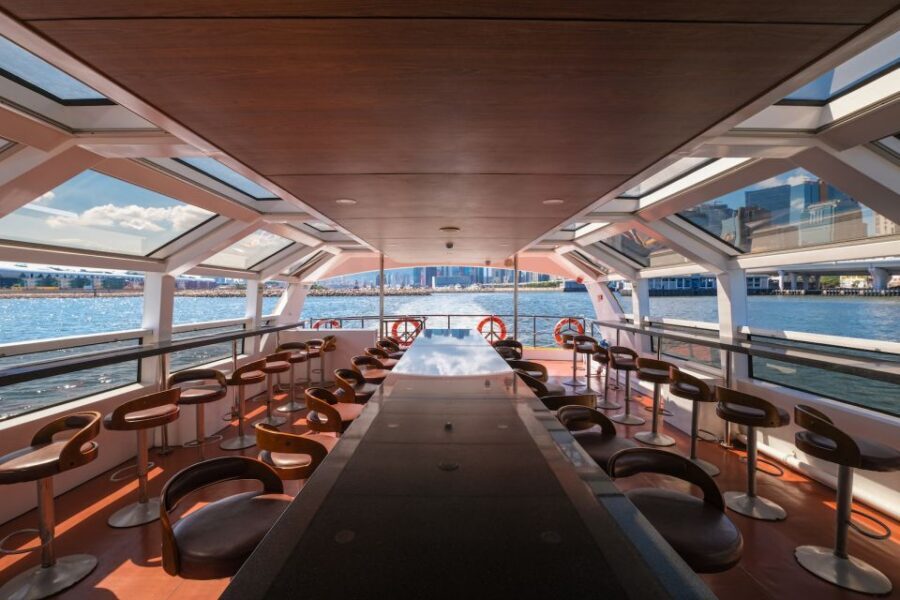 Hong Kong: Victoria Harbour Day or Sunset Cruise - Key Points at a Glance
