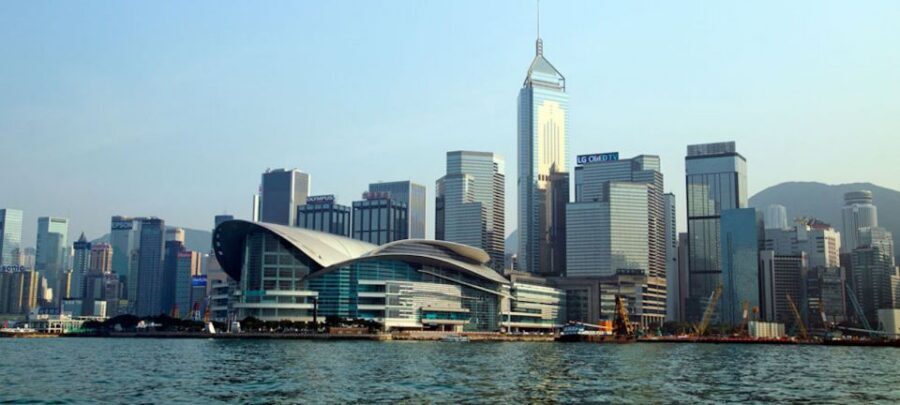 Hong Kong: Victoria Harbour Day or Sunset Cruise - The Drinks Part: Unlimited Isn’t Just a Perk