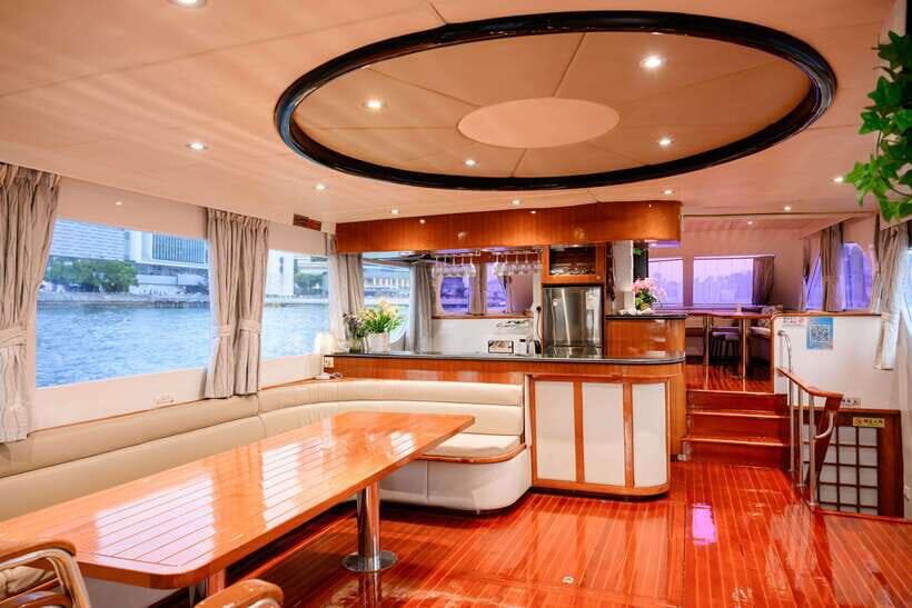 Hong Kong: Victoria Harbour Evening Cruise with Drinks - What night photos look like from the deck
