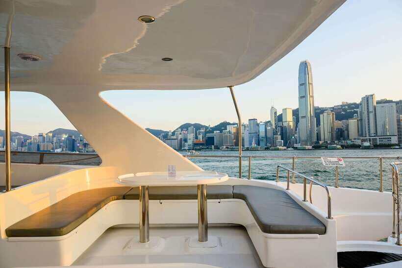 Hong Kong: Victoria Harbour Evening Cruise with Drinks - Should you book this Victoria Harbour evening cruise?