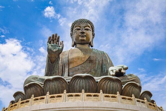 Lantau Island Tour: Big Buddha & Tai O Fishing Village - Lantau Island in one long half-day: what makes this plan work