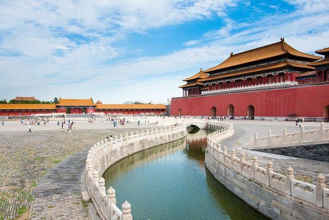 Mini Group: Beijing Forbidden City Tour with Great Wall Hiking at Mutianyu - Tiananmen Square in 30 Minutes: What You Can (and Can’t) Expect