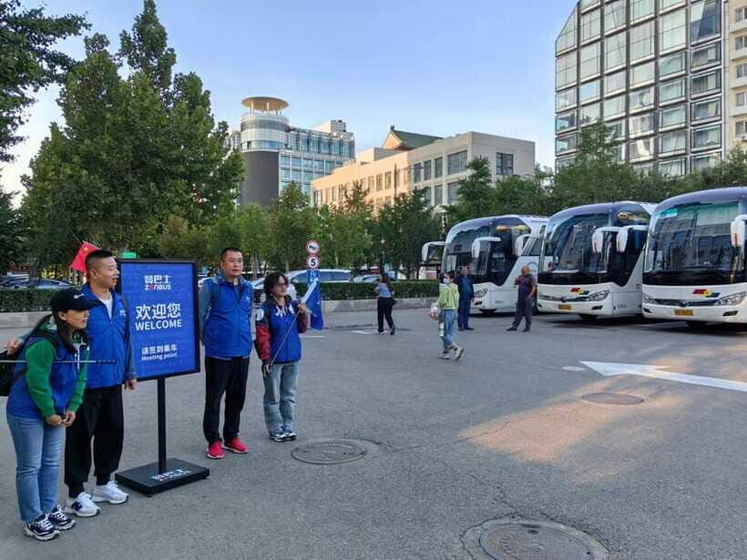 Mutianyu Great Wall Bus, Departure 8/9/10am, Return 3/4/5pm - Return day: drop-off near Lama Temple and Ditan Park