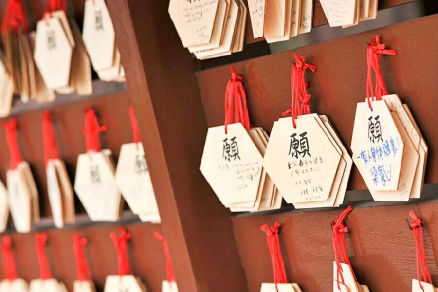 Ngong Ping 360: Cable Car Return Tickets & Combos - Should you book Ngong Ping 360 return tickets and combos?