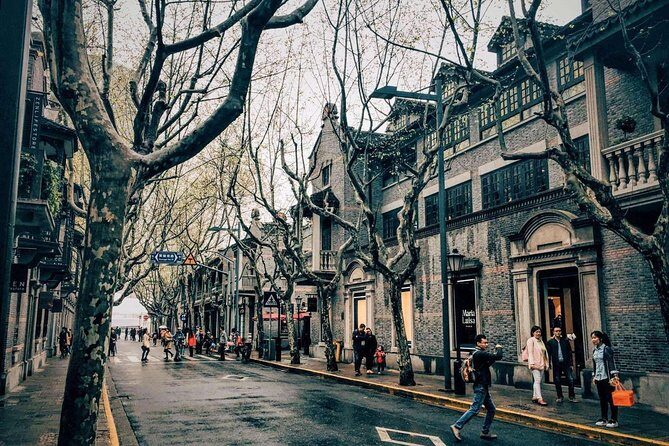 Private Amazing Shanghai City Day Tour in Your Way - Jade Buddha Temple: a calmer stop with meaningful details