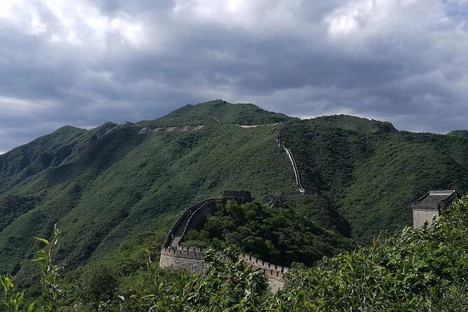 Private Half-Day Mutianyu Great Wall Tour including Round Way Cable Car or Toboggan - Choosing How You Go Up: Walk to a Tower vs. Chair Lift vs. Cable Car