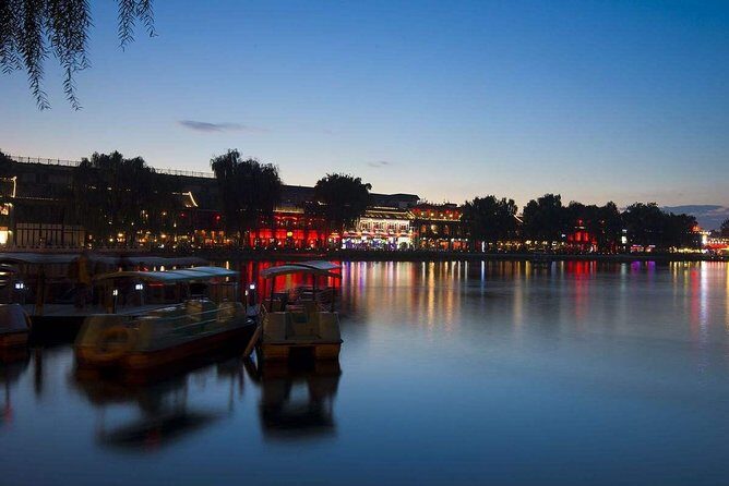Private Night Sightseeing Tour of Beijing - Houhai Lake, Hutongs, and That Real Night-Scene Feeling