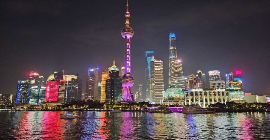 Shanghai: 8-Hour Private City Tour - Xintiandi and the former French Concession: lunch in a place with layers