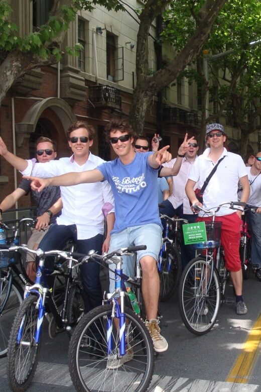 Shanghai: Half-Day Biking and Local Food Tour - Getting started at the Garden Hotel area (and what to look for)