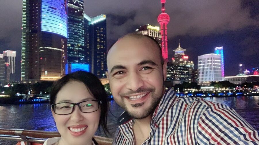 Shanghai: Night River Cruise Tour with Xinjiang Style Dining - Drinks and what’s on the included list