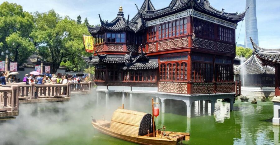 Shanghai: Private and Personalized Guided Tour - People Square to Xintiandi: City Hall, Then Former French Concession Charm