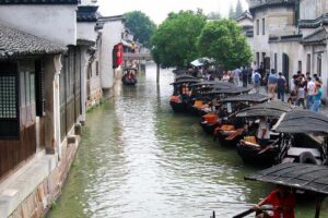 Shanghai Private Tour: Zhujiajiao Water Town and Boat Ride - Door-to-door pickup and the 4–5 hour pacing that works