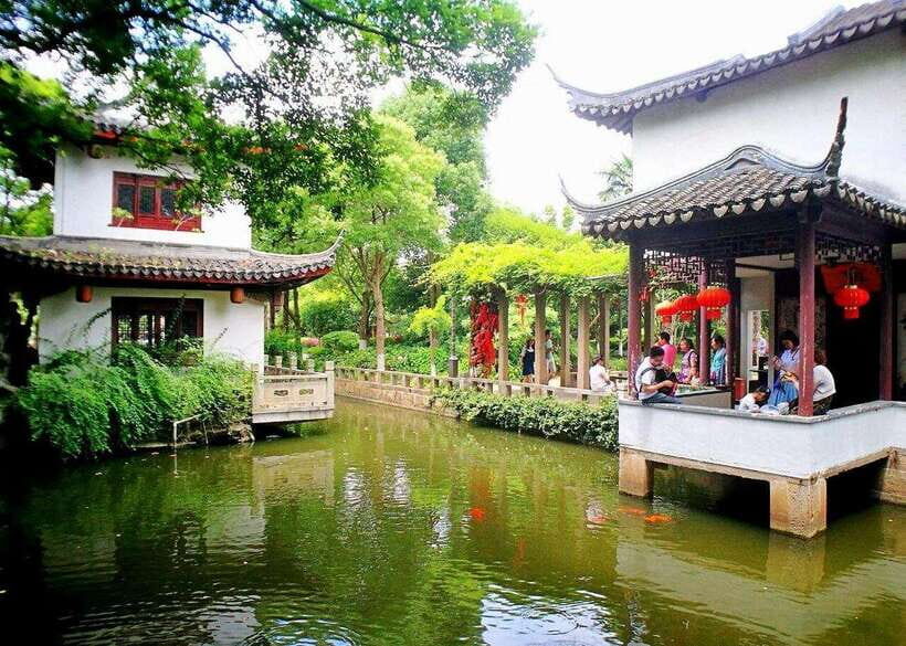Shanghai: Zhujiajiao Private Tour w/ Boat Ride & Garden - Door-to-door Zhujiajiao: how the private format saves your day