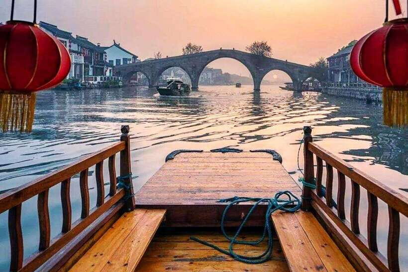 Shanghai: Zhujiajiao Private Tour w/ Boat Ride & Garden - Should you book this Zhujiajiao Private Tour with boat ride and Kezhi Garden?