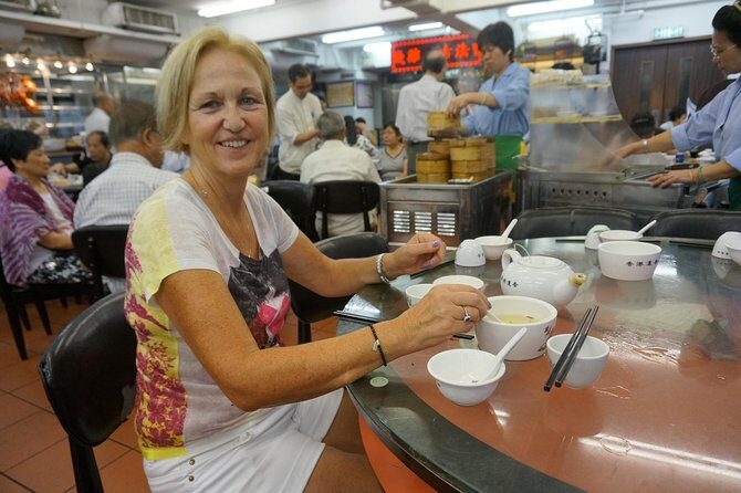 Small-Group Hong Kong Island Food Tour - Why Sheung Wan makes the perfect opening act