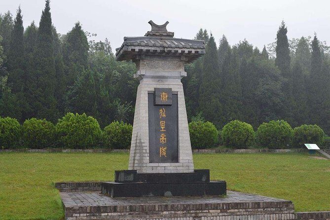 Terra-Cotta Warriors & Horses Essential Full Day Tour from Xi'an - Guide Quality: When English and Pacing Click