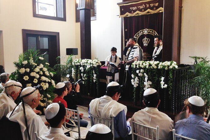 Tour of Jewish Shanghai led by a Jewish History Expert - Who this Jewish Shanghai tour suits best