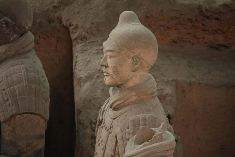Xi'an: Terracotta Army Mini Group or Private Tour - Your tour options in real life (entrance meeting vs pickup vs private)